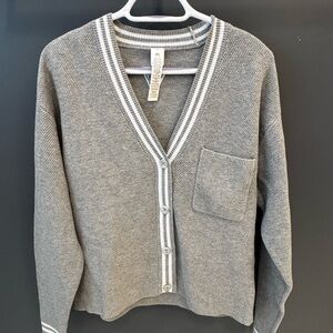 ALO NWT V-Neck Button-Up cardigan Sweater